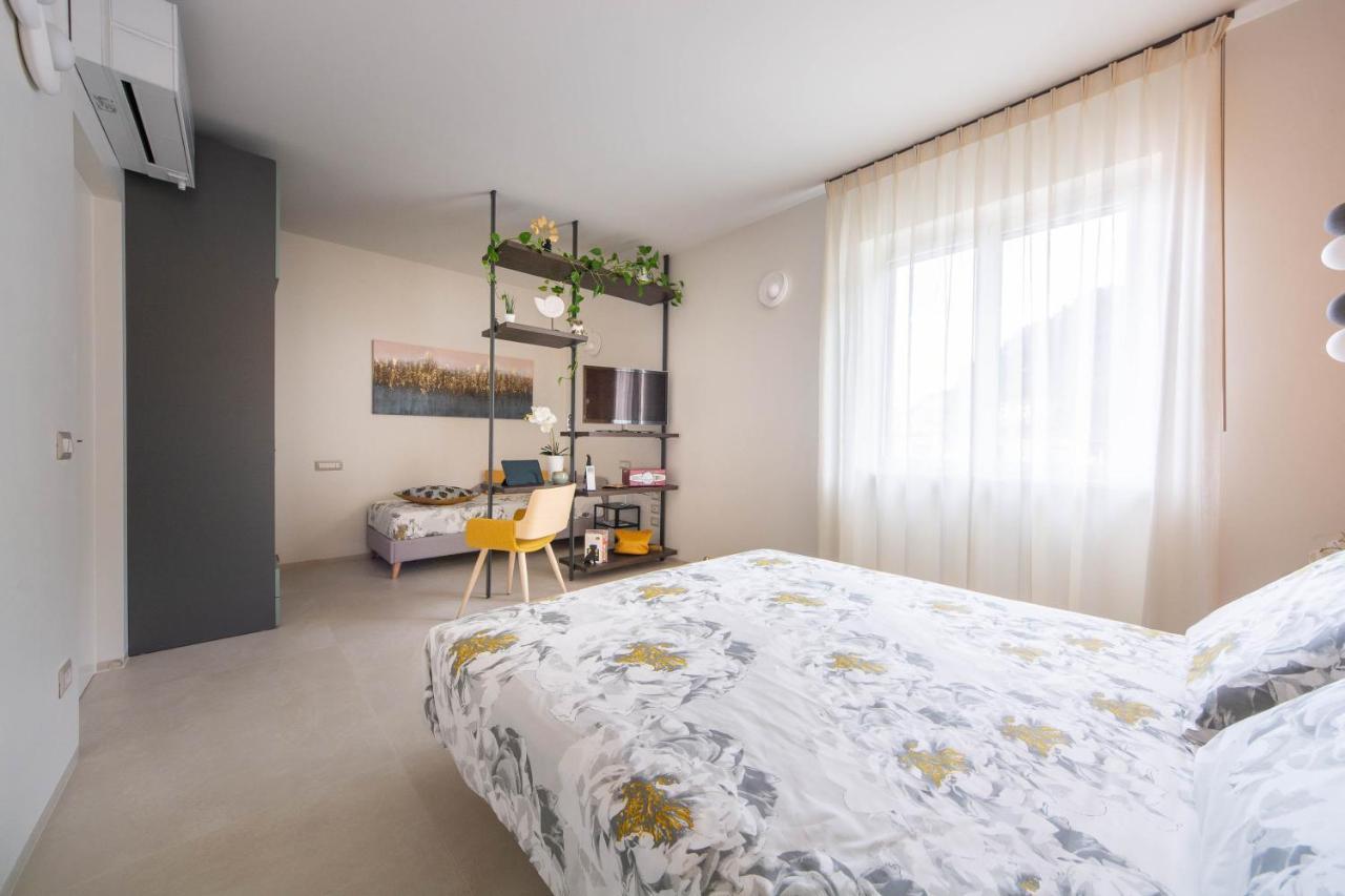 Casa Aura - Amalfi Coast Apartman Maiori Kültér fotó