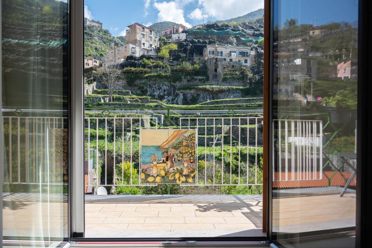Casa Aura - Amalfi Coast Apartman Maiori Kültér fotó